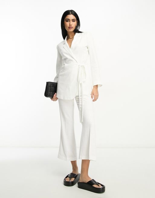 ASOS DESIGN - Blazer da abito bianco con allacciatura laterale in misto lino, 4 di 4