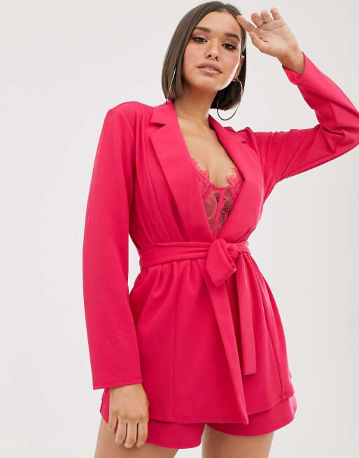 ASOS DESIGN - Tailleur croisé avec ceinture - Rose, 2 de 3