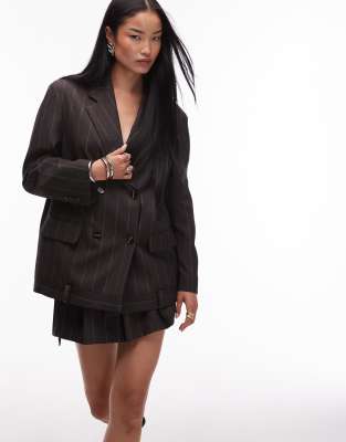 ASOS DESIGN - Blazer habillé oversize d'ensemble à double boutonnage et rayures fines - Chocolat | ASOS