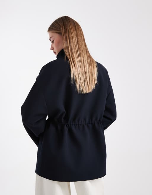 ASOS DESIGN – Blazer in Marineblau mit Stehkragen und Tunnelzug, 4 von 4