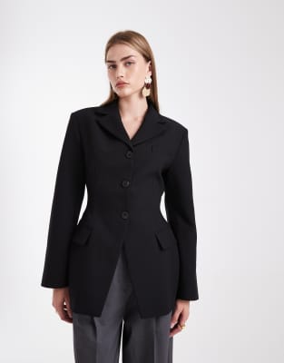 ASOS DESIGN - Blazer in Schwarz mit geformter Hüftpartie im taillierten Design, Kombiteil
