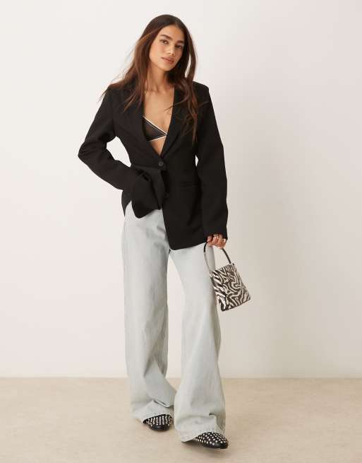 ASOS DESIGN molded hip blazer in black