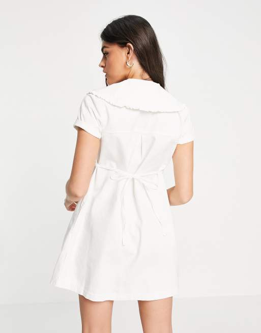 ASOS DESIGN - Blød denim-skjortekjole med flæsekrave i hvid, 2 af 4