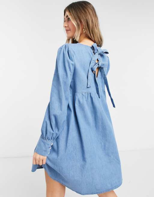 ASOS DESIGN - Blød denim-smock-kjole med pufærmer i midwash, 2 af 4