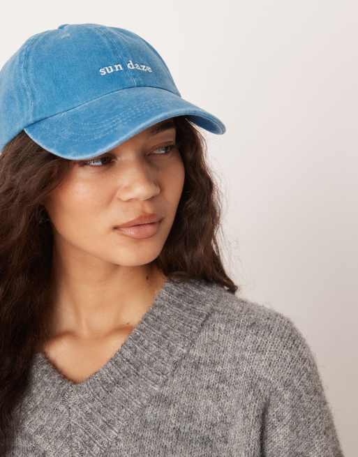 ASOS DESIGN – Blekblå keps med broderad "Sun Daze"-text, 3 av 3