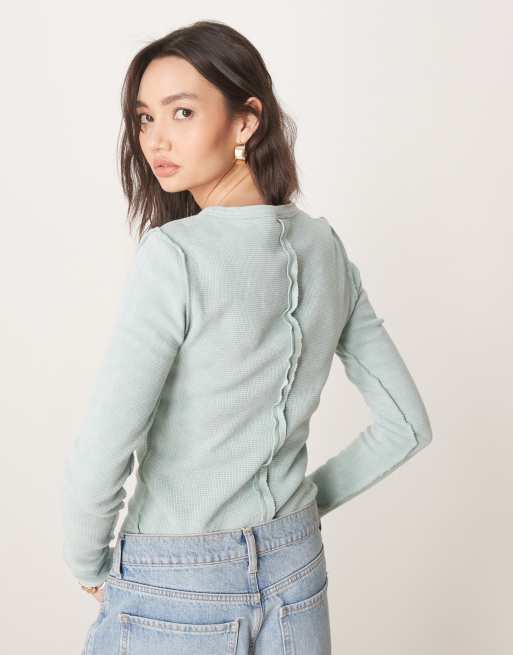 ASOS DESIGN – Blekblå och våfflad topp i henleystil med långa ärmar, 3 av 4