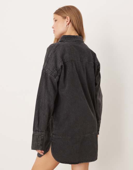 ASOS DESIGN – Bleksvart, kort skjortklänning i twill med broderi, 4 av 4