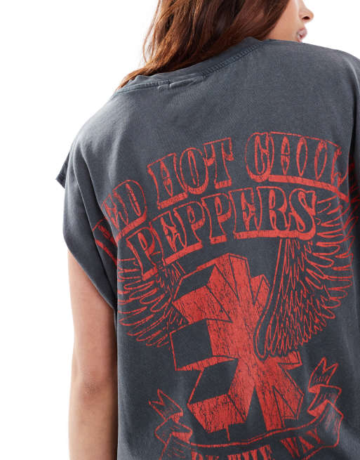 ASOS DESIGN – Bleksvart oversize linne i unisex-modell med Red Hot Chilli Peppers-tryck, 3 av 4