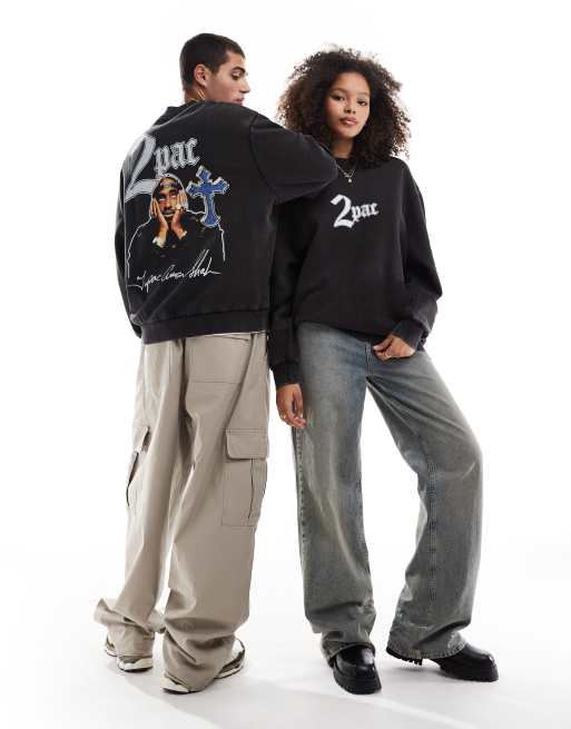 ASOS DESIGN – Bleksvart sweatshirt i oversize och unisex-modell med licensierat Tupac-tryck, 2 av 4