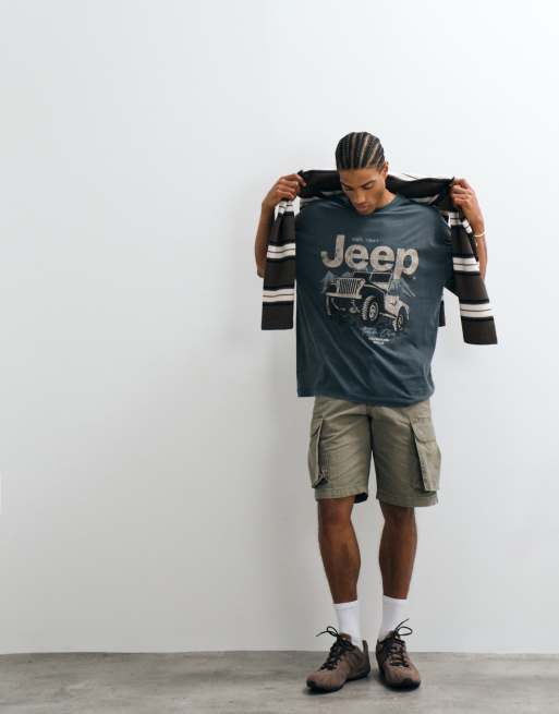 ASOS DESIGN – Bleksvart t-shirt i oversize med Jeep-tryck baktill, 3 av 5