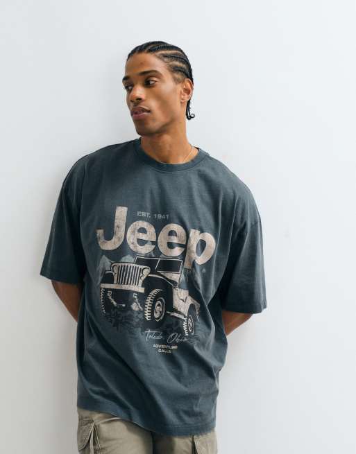 ASOS DESIGN – Bleksvart t-shirt i oversize med Jeep-tryck baktill, 4 av 5