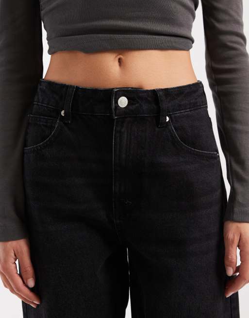 ASOS DESIGN – Bleksvarta, ankellånga jeans med barrelben och indragen midja , 4 av 5