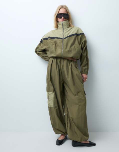 ASOS DESIGN block colour batwing windbreaker jacket in green - view 1
