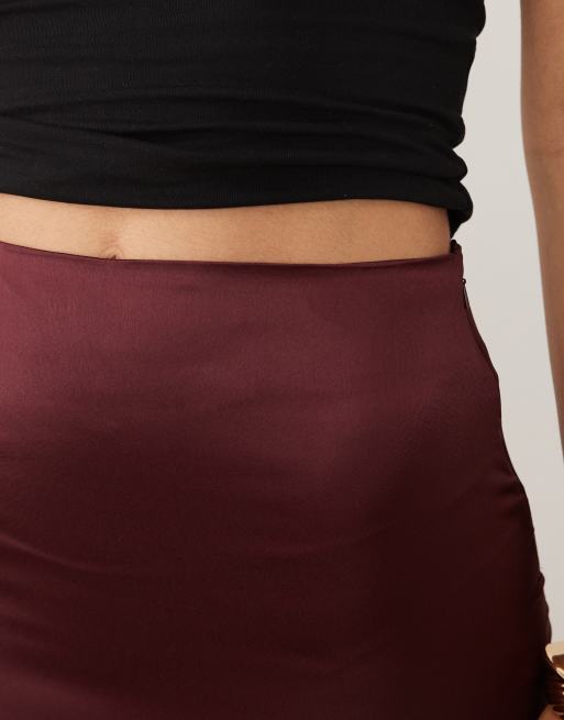 ASOS DESIGN - Blommefarvet nederdel i satin- og chiffonblanding med havfruesnit, 4 af 5