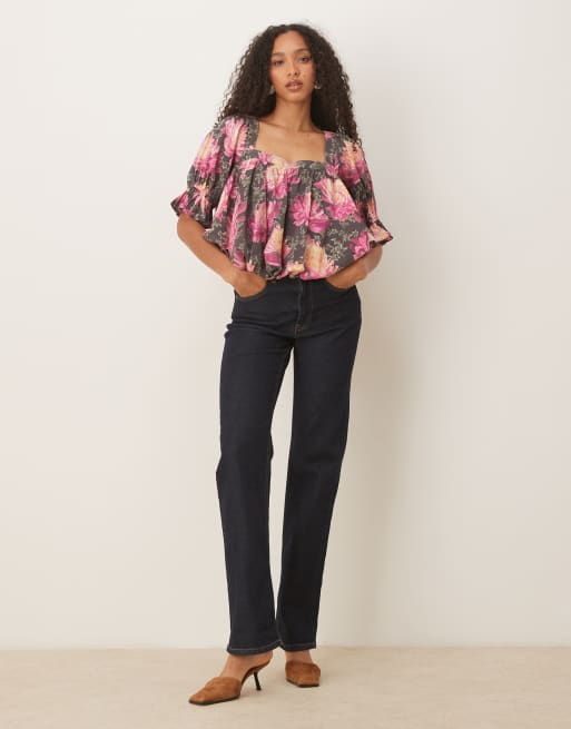 ASOS DESIGN – Blommig blus med fyrkantig halsringning och puffig design, 2 av 4