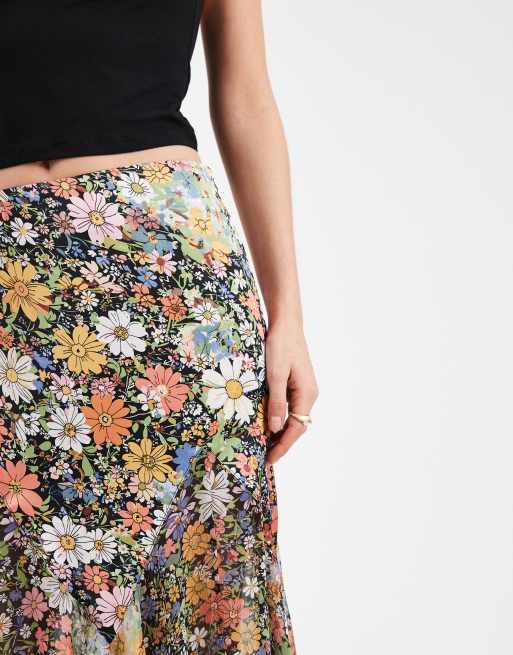 ASOS DESIGN – Blommig kjol i satin- och chiffongmix med fishtail design, 5 av 5