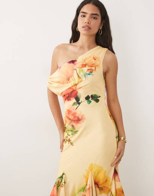ASOS DESIGN – Blommig midaxiklänning med asymmetrisk klockad kjol och bara axlar, 3 av 4