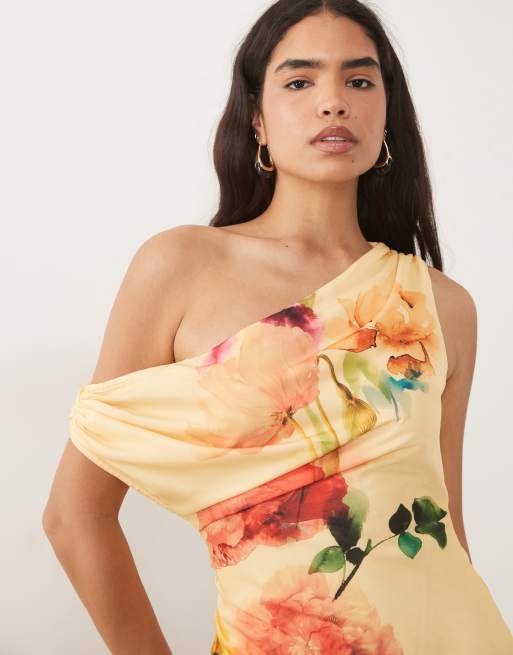 ASOS DESIGN – Blommig midaxiklänning med asymmetrisk klockad kjol och bara axlar, 4 av 4