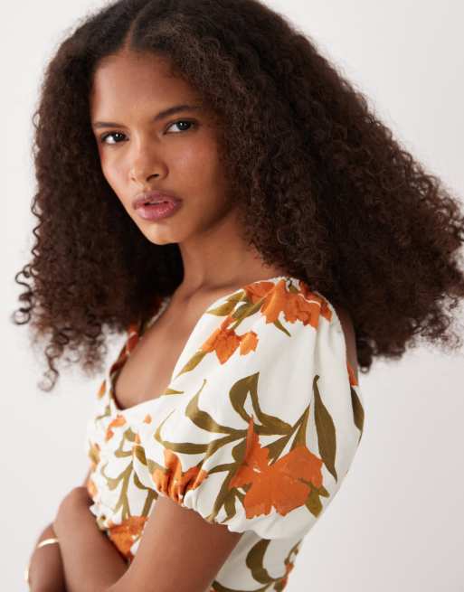 ASOS DESIGN – Blommig, midilång teaklänning med rynkad midja, 3 av 4