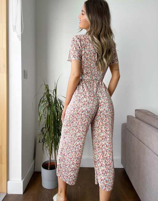ASOS DESIGN – Blommig plisserad jumpsuit med hög ringning och skärp, 3 av 4