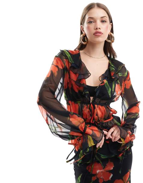 ASOS DESIGN – Blommönstrad, långärmad topp i chiffong med volang och knytning - view 1