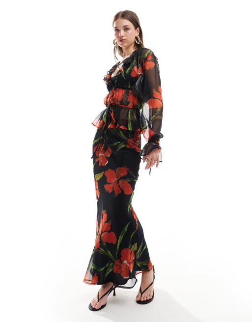 ASOS DESIGN – Blommönstrad, långärmad topp i chiffong med volang och knytning, 2 av 4