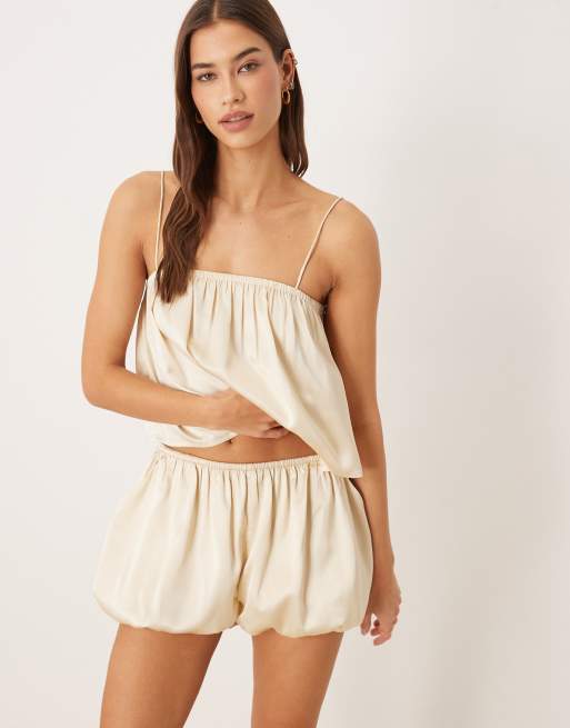 ASOS DESIGN – Bloomer-Pyjama aus Satin in Elfenbein, 4 von 4
