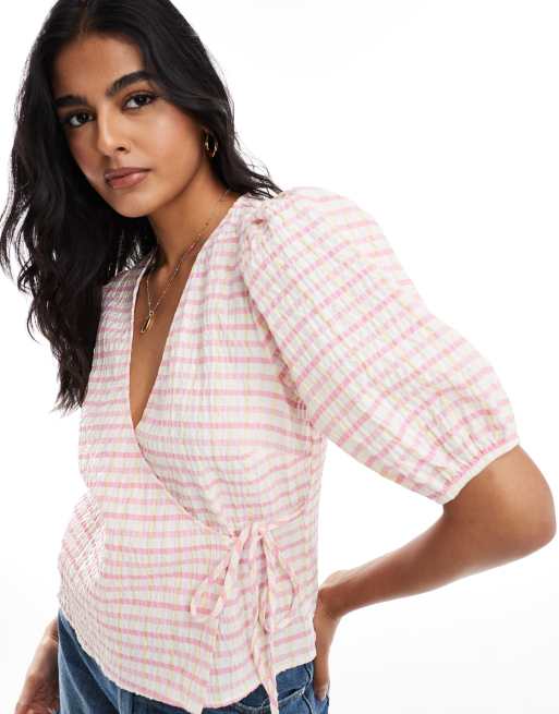 ASOS DESIGN - Blouse cache-cœur à carreaux avec manches bouffantes