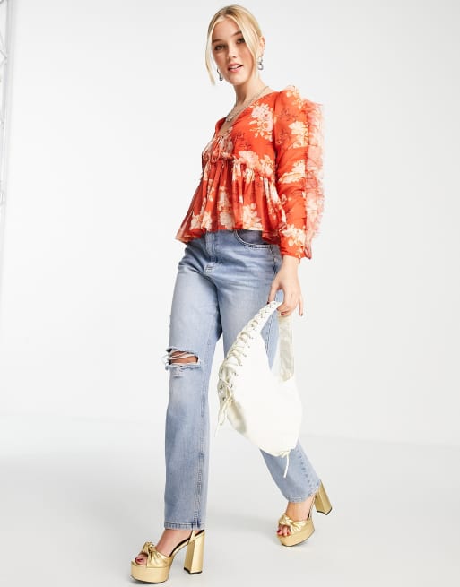 ASOS DESIGN - Blouse col en V imprimée à manches longues et volants - Rouge , 3 de 4
