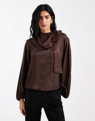 Blouse en satin avec encolure nouée - Marron chocolat-Brown L