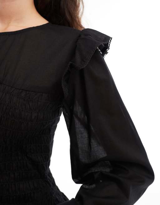 ASOS DESIGN - Blouse met gesmokte taille en broderie afwerking in zwart, 3 van 4
