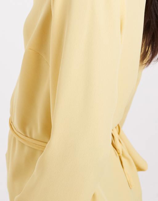 ASOS DESIGN - Blouse nouée à la taille avec col bénitier - Babeurre, 3 de 4