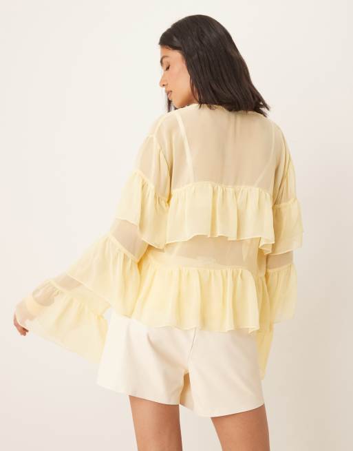 ASOS DESIGN - Blouse van chiffon met gestrikte voorkant en ruches in lichtgeel, 2 van 4