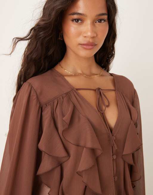 ASOS DESIGN - Blouse van chiffon met ruches aan de mouwen in chocoladebruin, 4 van 4