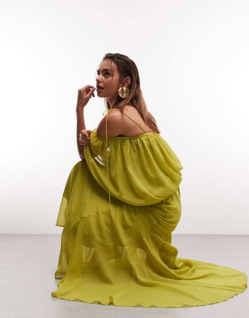 ASOS DESIGN blouson bodice maxi dress with split sleeve and volume godet skirt in olive green, 4 of 8