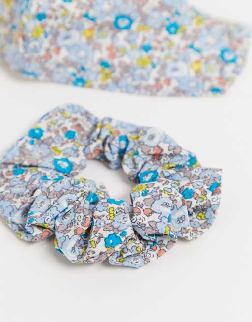 ASOS DESIGN blue floral face covering with pouch & scrunchie, 2 of 4