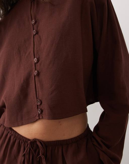 ASOS DESIGN blus i linneblandning med mandarin-krage i brun set, 3 av 4