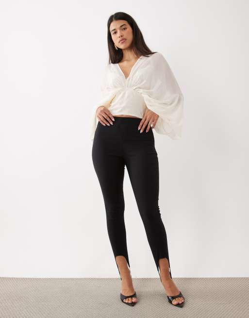 ASOS DESIGN blusa a maniche a pipistrello in chiffon color ecru, 3 di 4