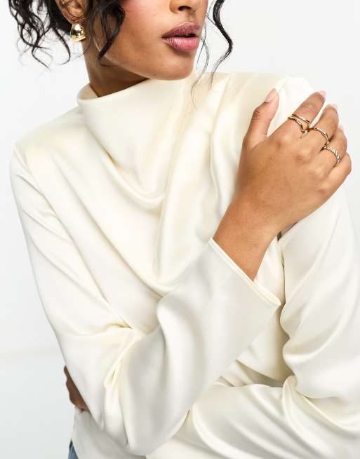 ASOS DESIGN - Blusa accollata color crema con spalline imbottite, 2 di 4