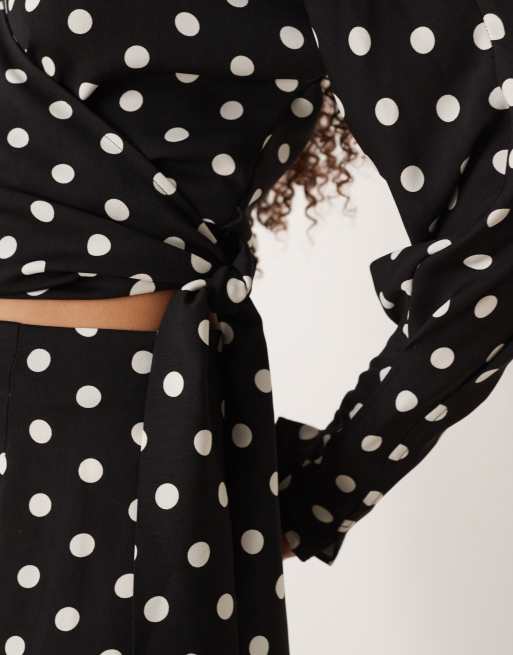 ASOS DESIGN - Blusa avvolgente a maniche lunghe a pois in coordinato, 3 di 4