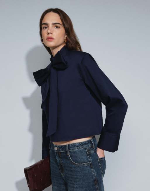 ASOS DESIGN blusa con fiocco sul retro e spalline in navy, 3 di 4