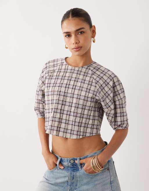 ASOS DESIGN - Blusa corta marrone a quadri con maniche a mantella in coordinato