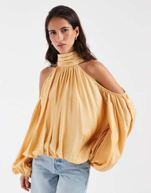 ASOS DESIGN blusa halterneck con spalle scoperte e volume gialla, 4 di 4