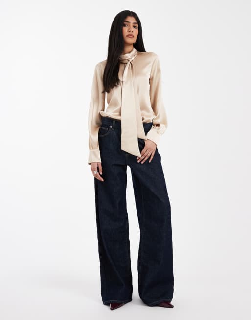 ASOS DESIGN - Blusa in raso écru con maniche a palloncino e foulard, 2 di 4
