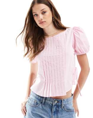 ASOS DESIGN - Bluse in Rosa mit Puffärmeln und Biesen