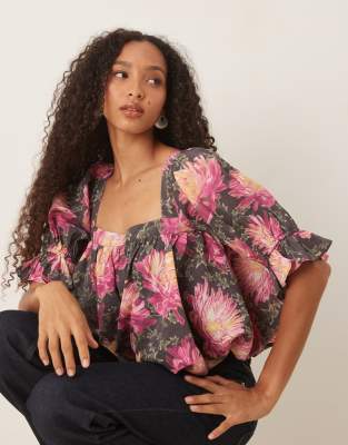 ASOS DESIGN - Bluse mit eckigem Ausschnitt, Puffärmeln und Blumenmuster-Bunt