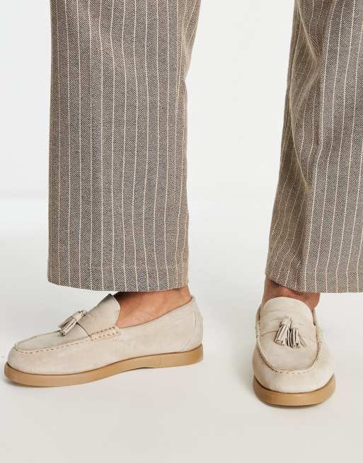 ASOS DESIGN boat shoe in beige suede with contrast sole | ASOS