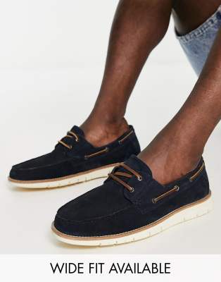  boat shoe  suede 