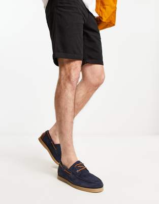Asos Design Boat Shoe In Black Suede With Natural Sole In Navy