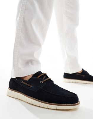  boat shoes  suede